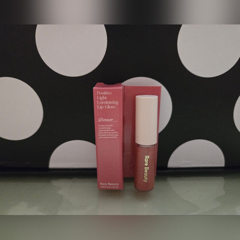 2/$25✨️RB Lip Gloss✨️